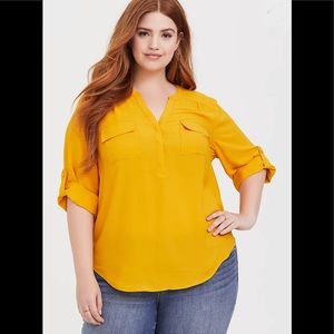 Torrid Harper yellow Georgette pullover blouse size 3